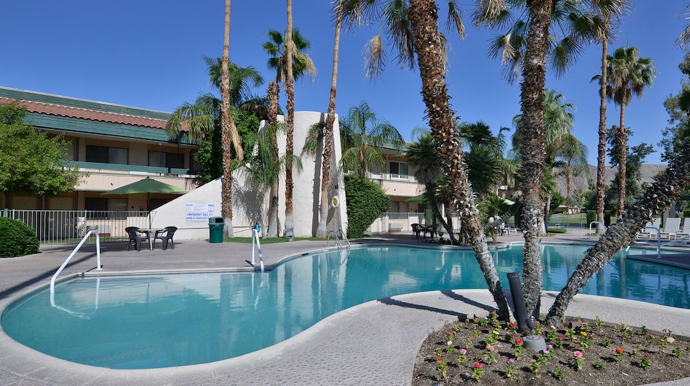 Travelodge By Wyndham Palm Springs 2/41