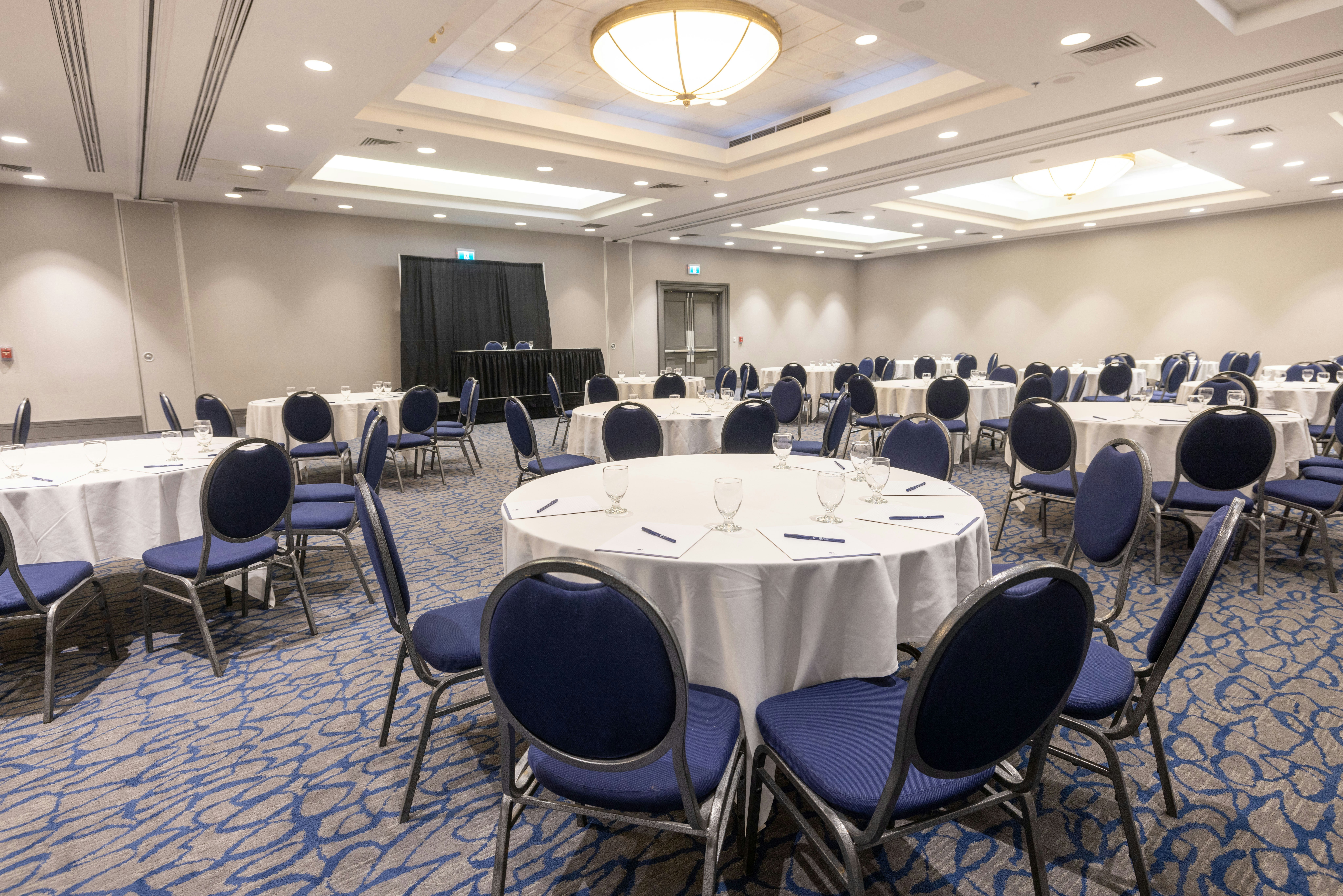DoubleTree by Hilton Calgary North 29/33