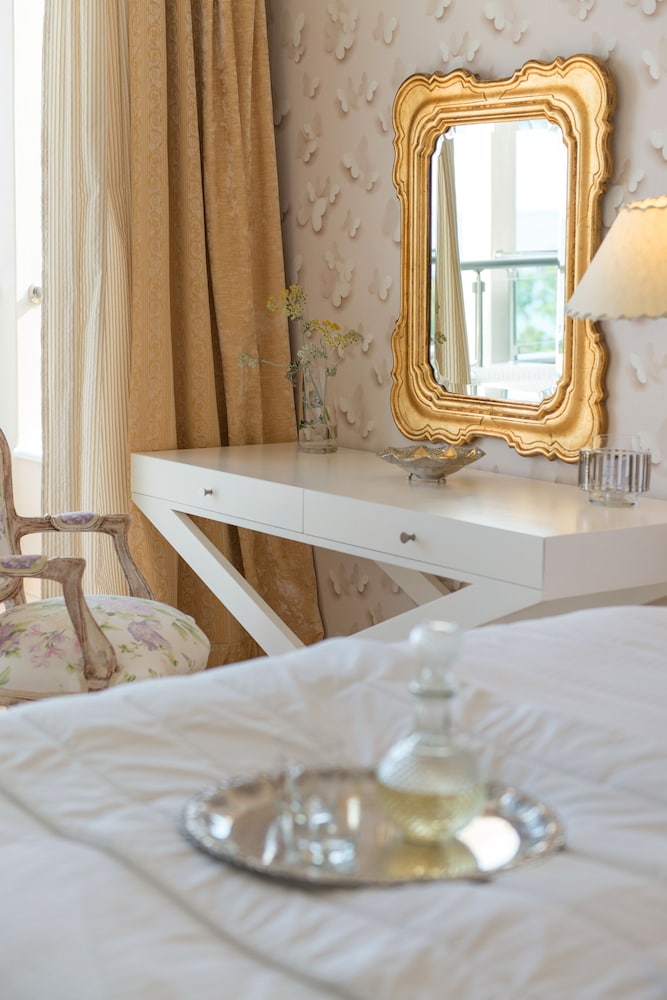 Mare Monte Boutique Hotel 50/50