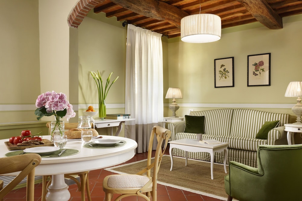 Borgo Antico Casalbosco 50/71