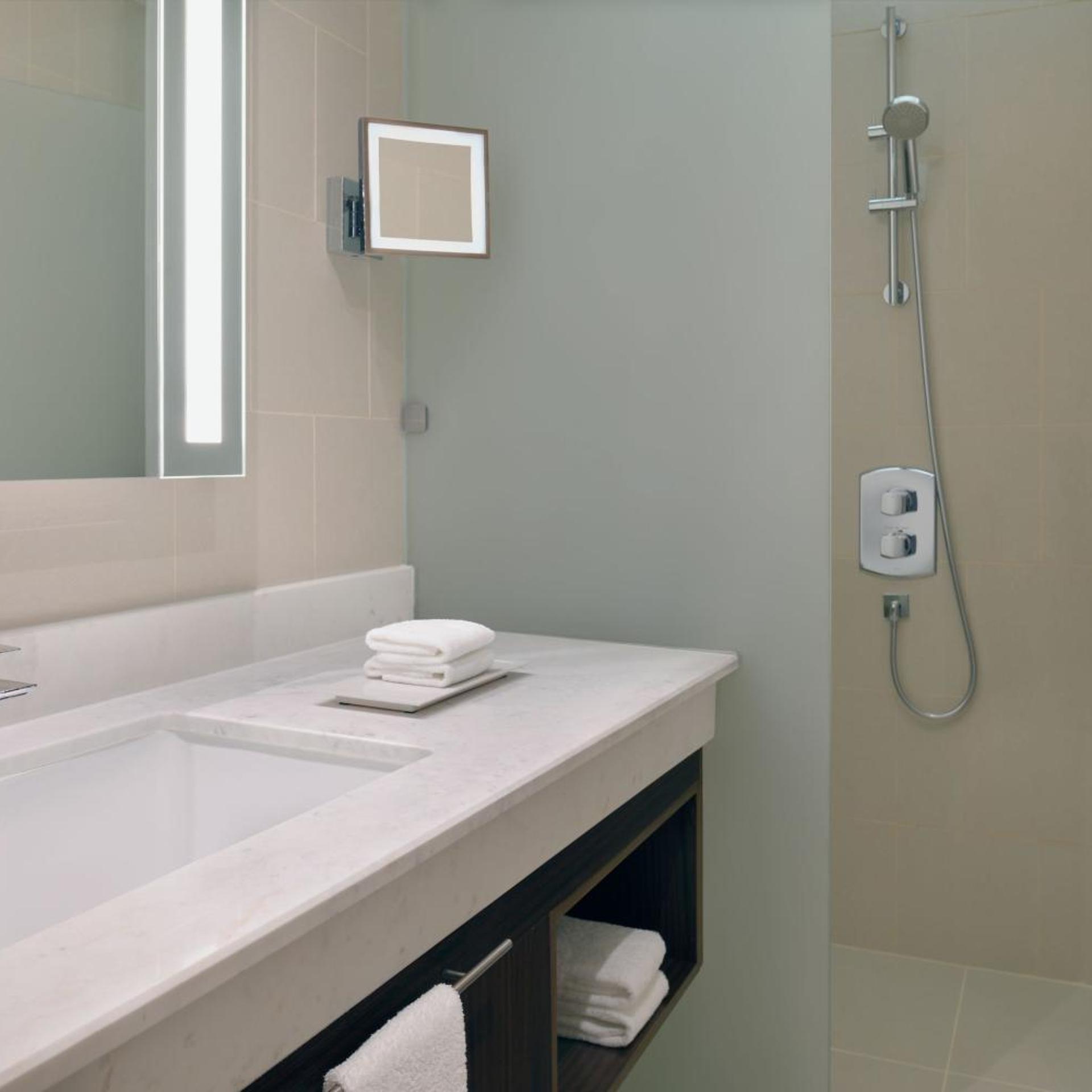 شقة بسرير كينج وسريرين منفصلين بإطلالة على المدينة بغرفتي نوم، Delta Hotels Marriott City Center Doha 5/5