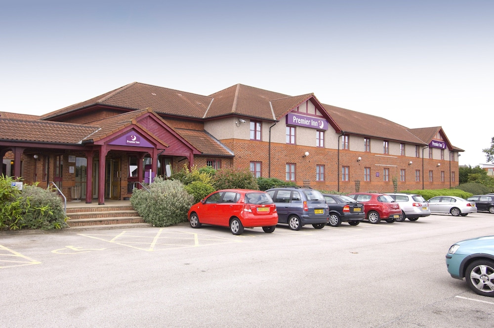 Premier Inn Mansfield 20/26