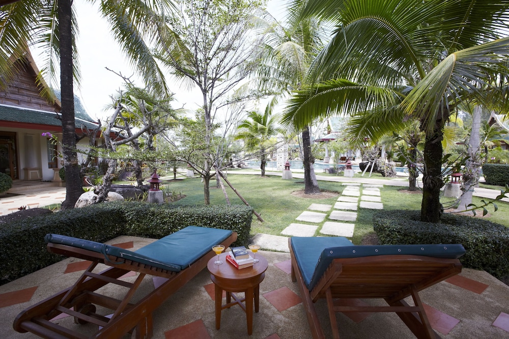 Miracle Island Resort 44/49