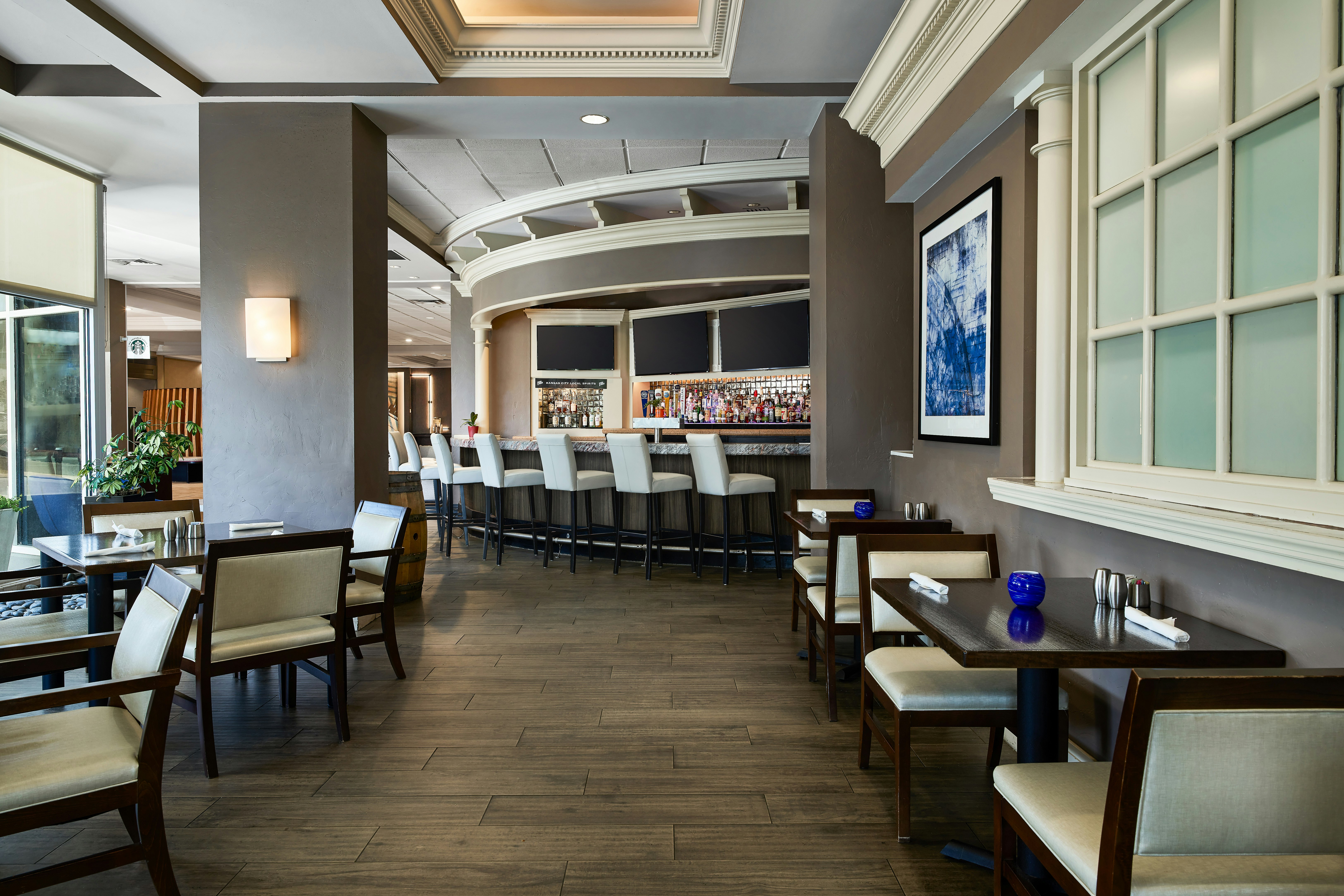 Hilton Kansas City Country Club Plaza 32/50