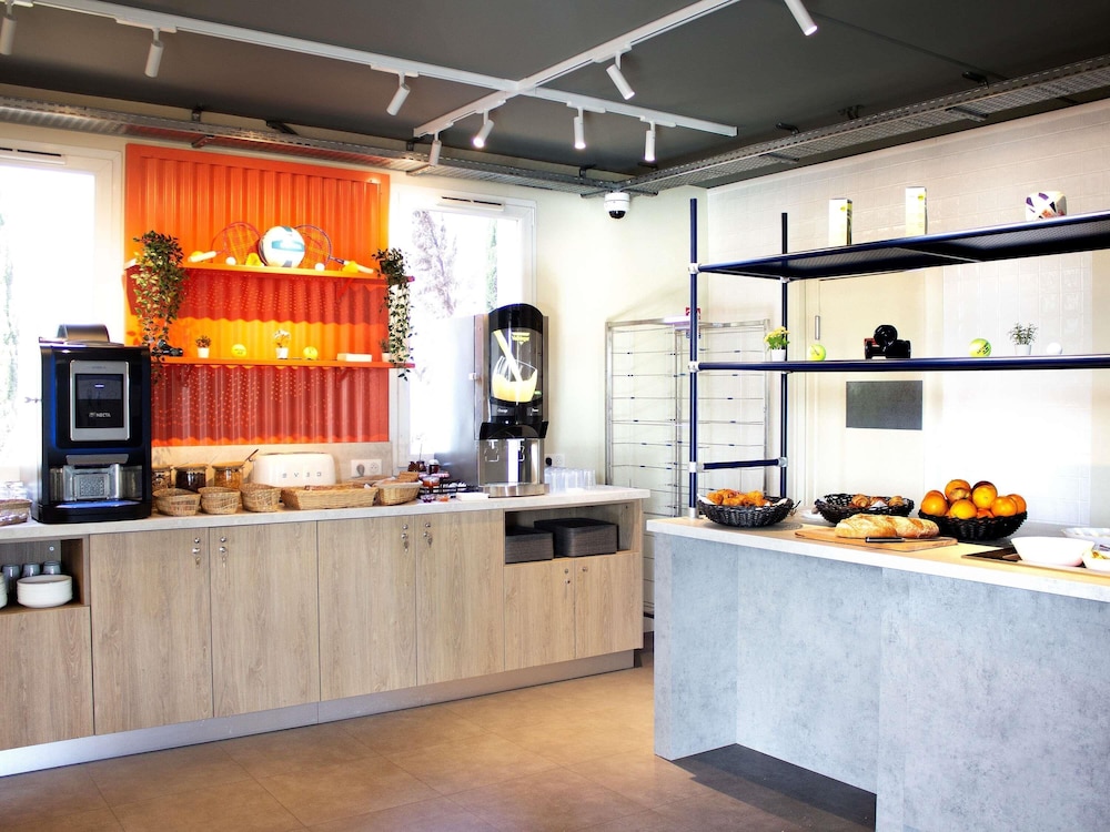 ibis budget Lunel Porte de Camargue 3/45