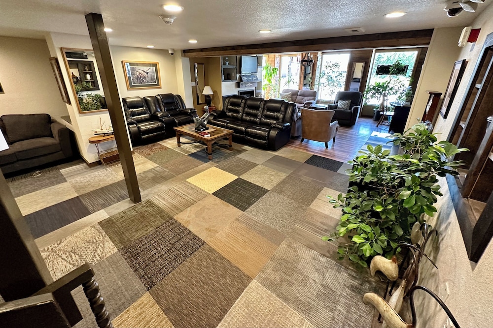 Alaska Anglers Inn 33/50