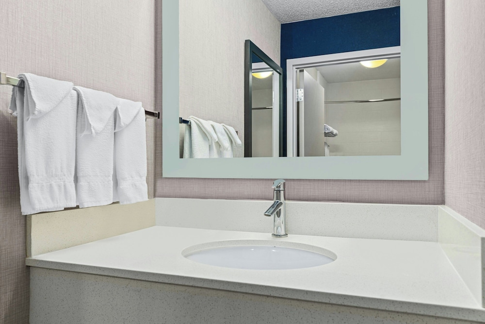 Springhill Suites Minneapolis Eden Prairie 60/60