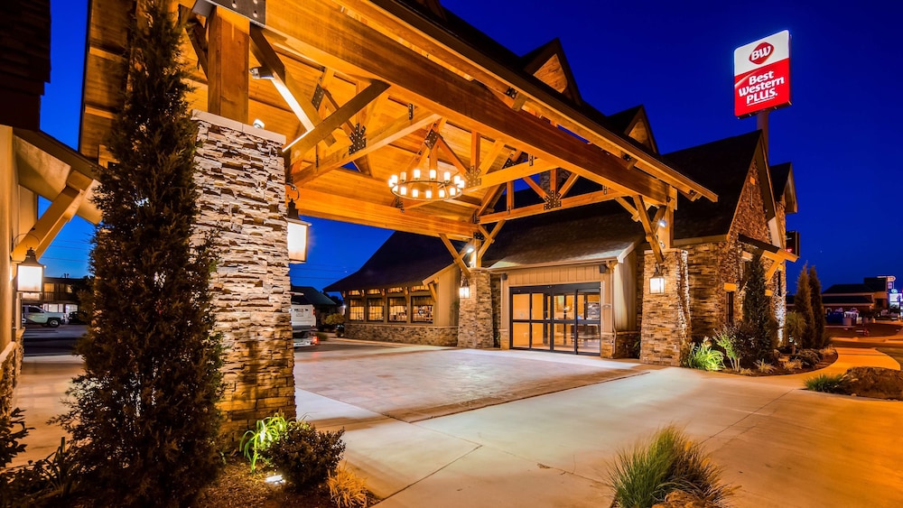 Best Western Plus Weatherford 8/43