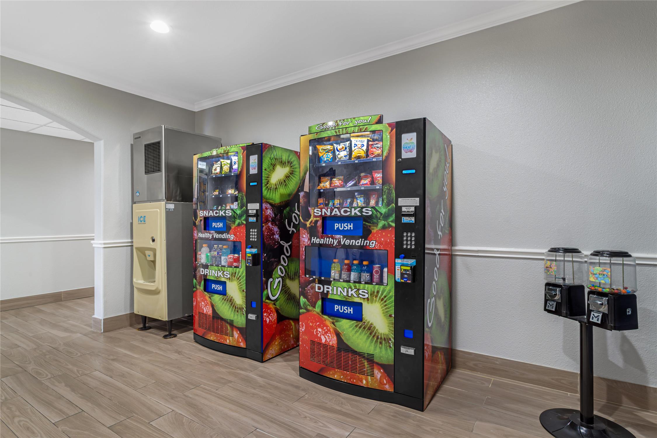 Best Western Plus North Houston Inn & Suites 19/21
