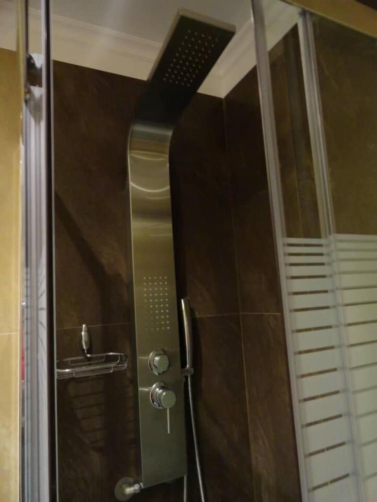 Hotel Rodovoli 21/50