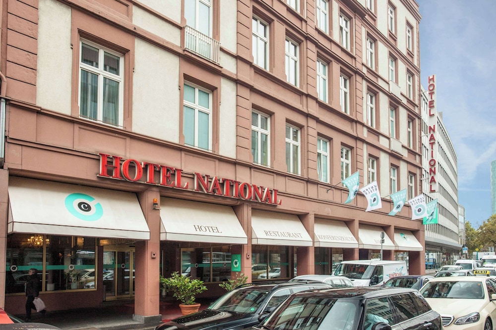 Centro National Frankfurt, Trademark Collection by Wyndham 1/34