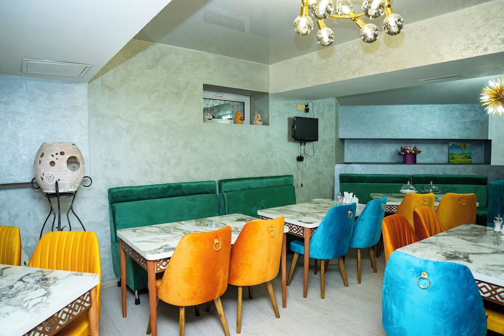 NEMI HOTEL 38/50