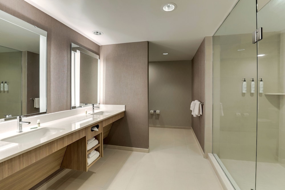 SpringHill Suites by Marriott Cheraw 37/39