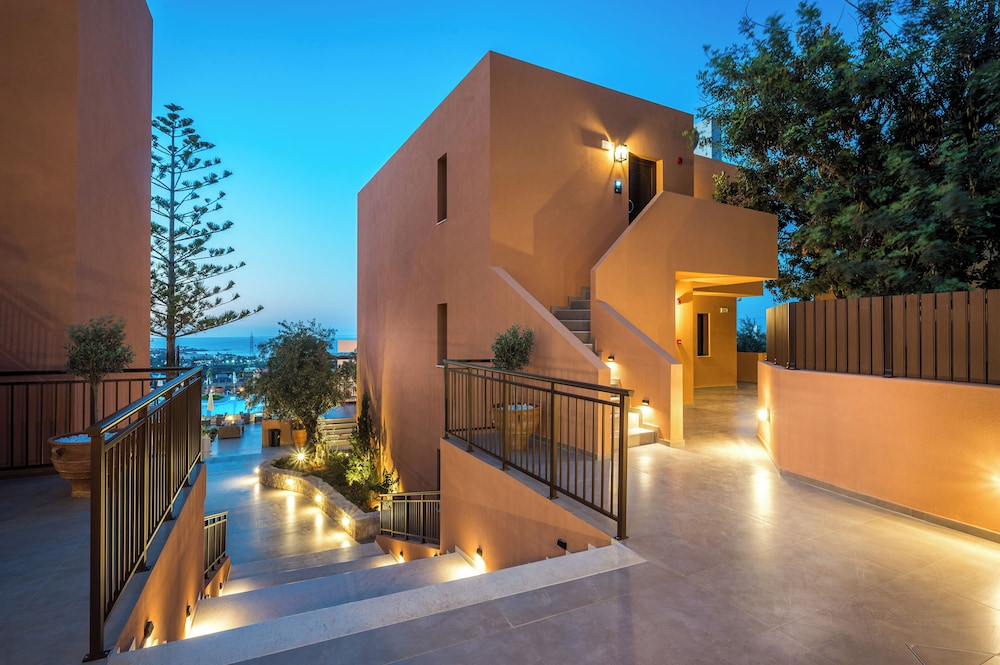 Pyria Hotel in HERSONISSOS