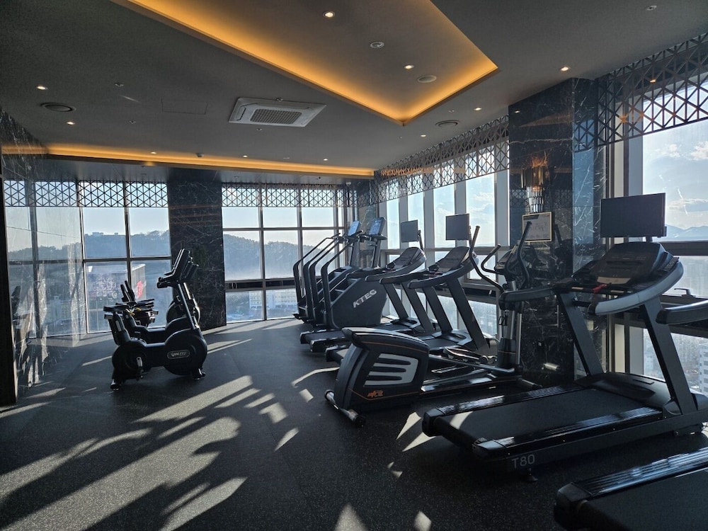 Layers Hotel Hadan 31/50