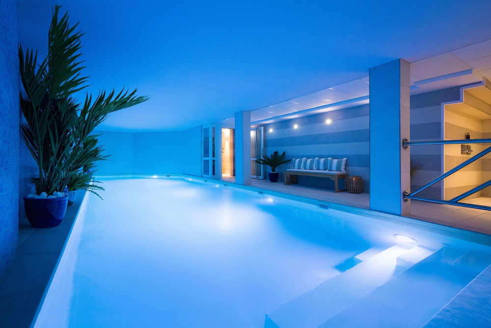 Les Jardins de Mademoiselle & SPA 33/69