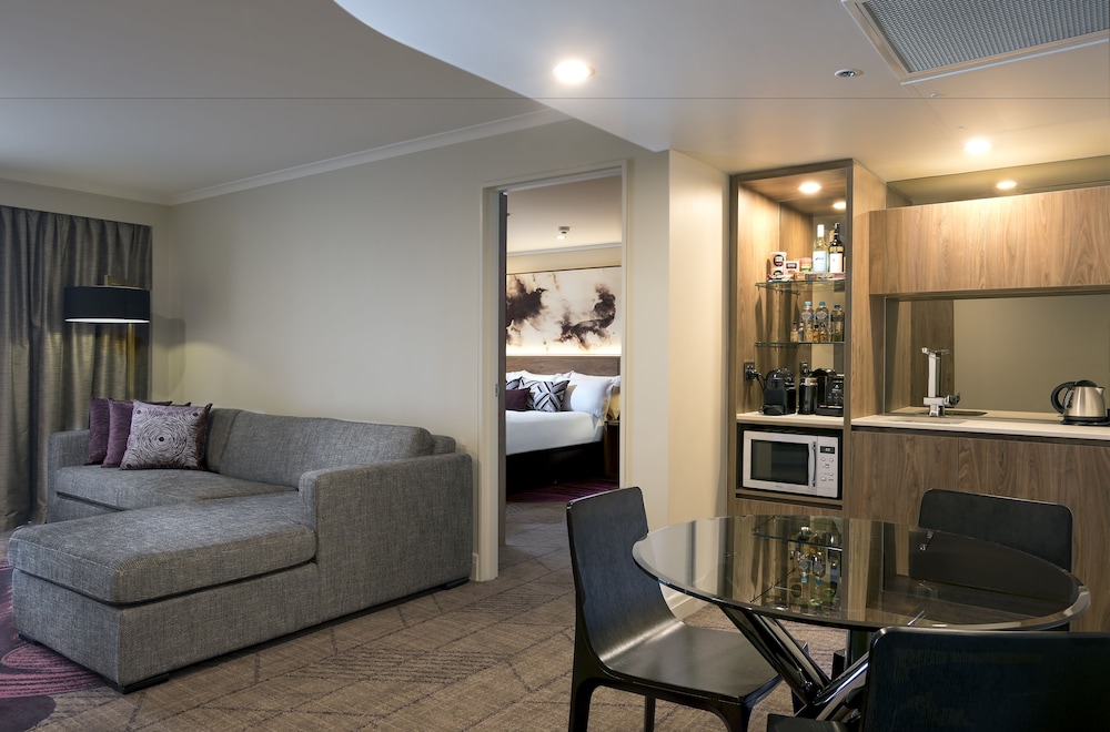 Rydges South Bank 49/68