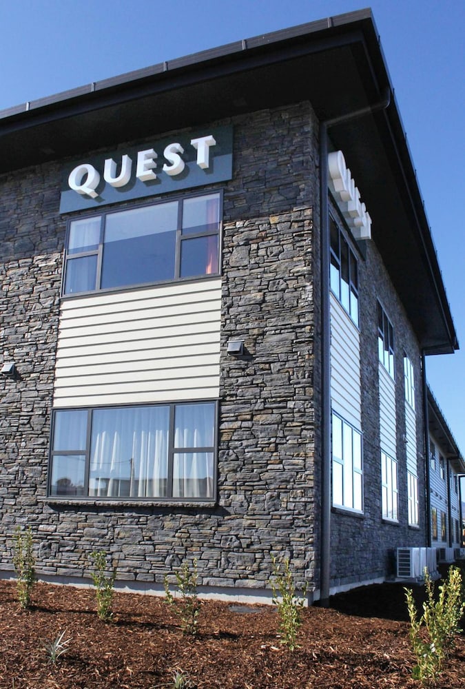 Quest Taupo 6/57