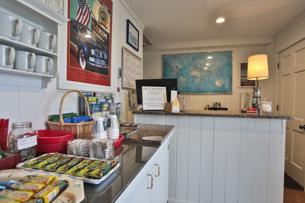 Bay Inn of Petoskey 56/68