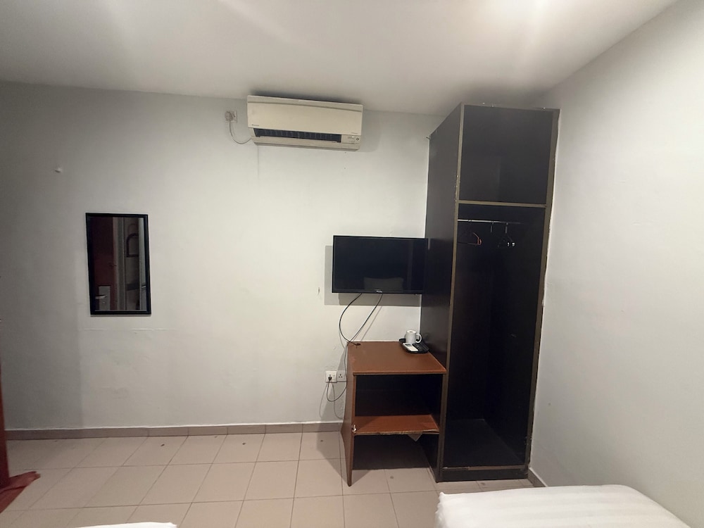 Tiong Nam Hotel 34/49