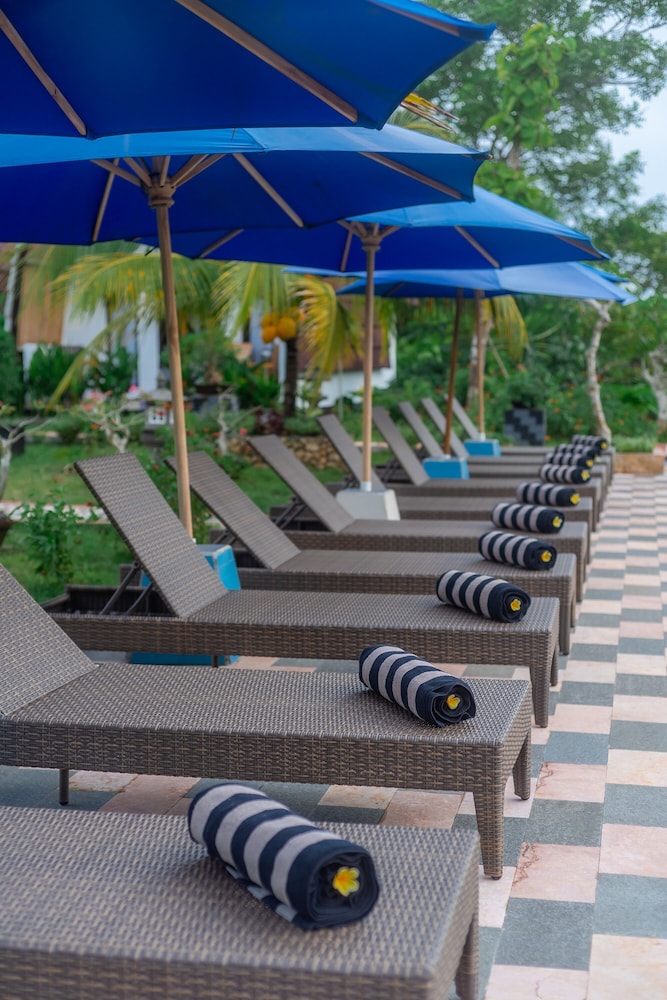 Penida Sunset Ocean View Bungalows 44/59