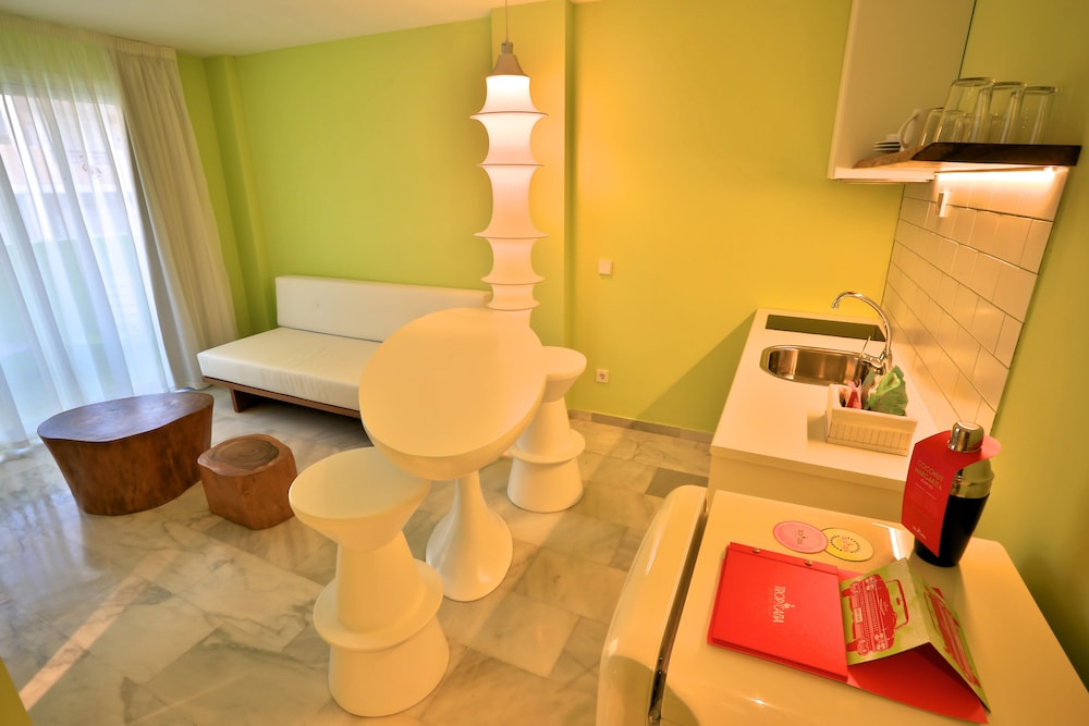 Tropicana Ibiza Coast Suites - Adults Only 30/50