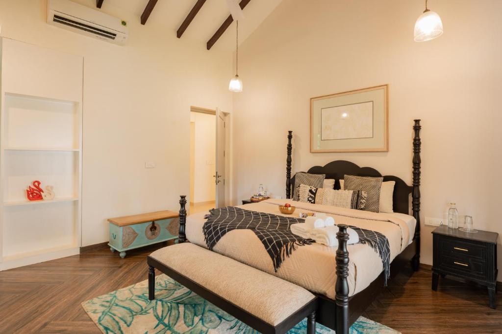 Elivaas Celest - 4 BHK Villa with private pool, Arpora 45/59