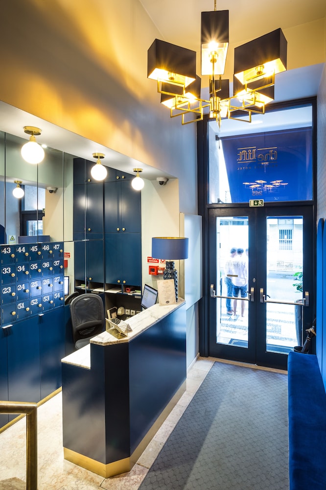 THE LIFT BOUTIQUE HOTEL 57/81