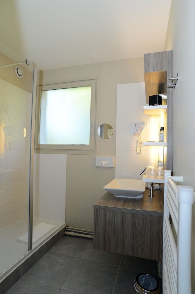 Clos St Eloi, The Originals Relais 20/51