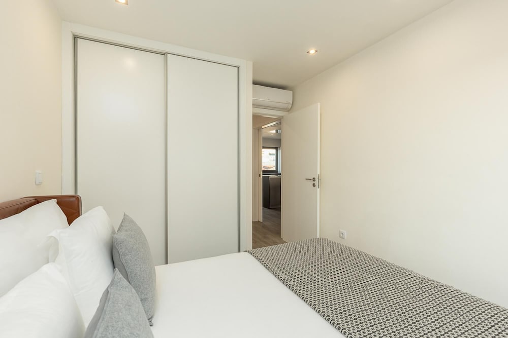 Your Opo Central Apartments 23/50