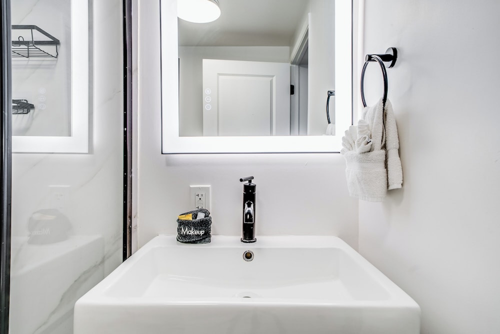 The Beau Hotel Downtown San Diego Gaslamp Quarter 49/50