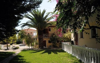 Helena Studios Kefalonia 1/24