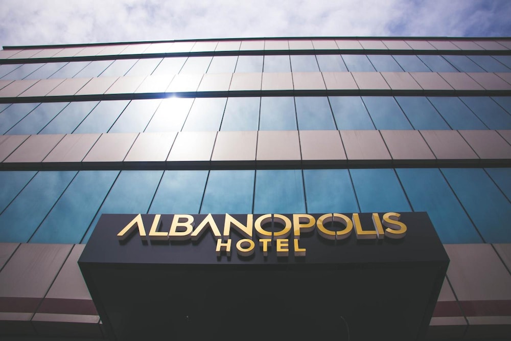 Albanopolis Hotel in TIRANA