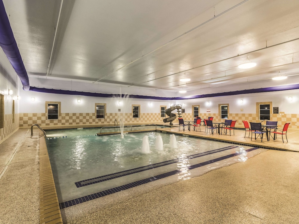 La Quinta Inn & Suites by Wyndham Fargo-Medical Center 33/60