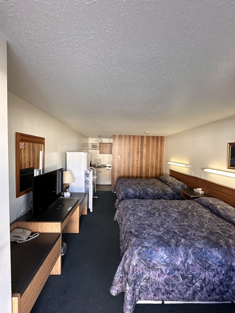 Howard Johnson by Wyndham Edson 33/57