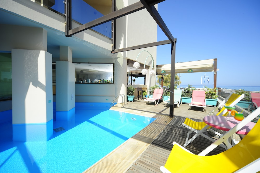 Steris Elegant Beach Hotel 59/70
