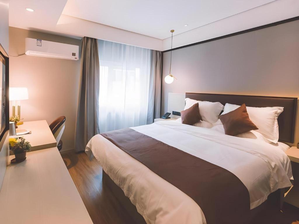 GYA Shanghai Jiangpu Hotel 12/47