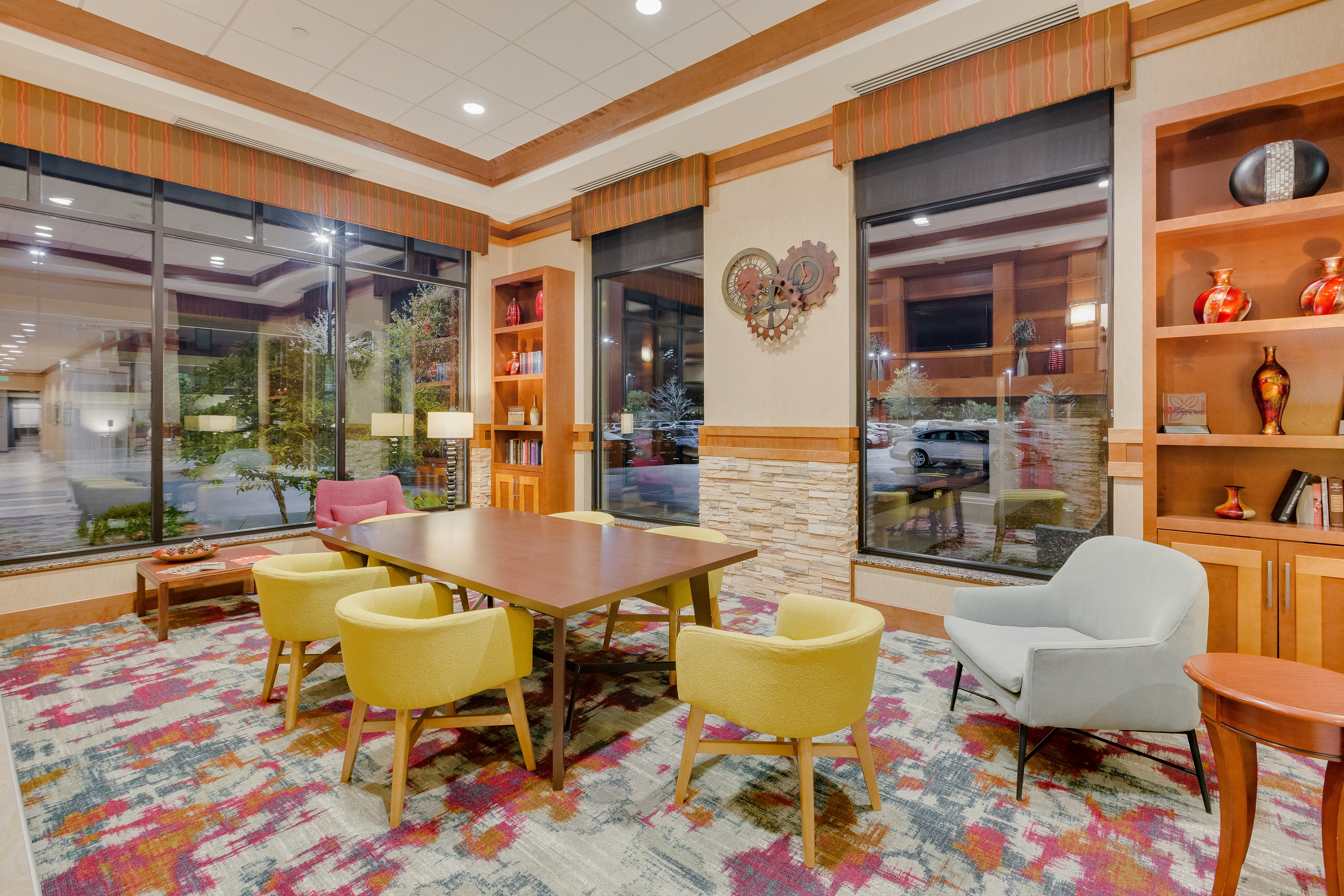 Hilton Garden Inn Milwaukee Airport 32/60