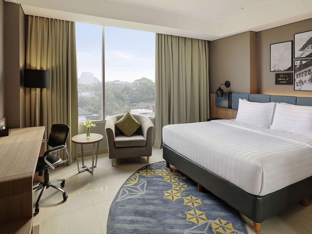 Mercure Bandung Nexa Supratman 27/67