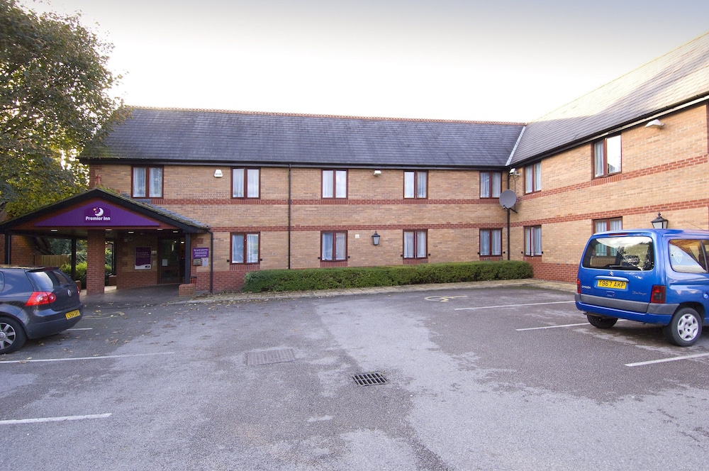 Premier Inn Warrington North East 37/45