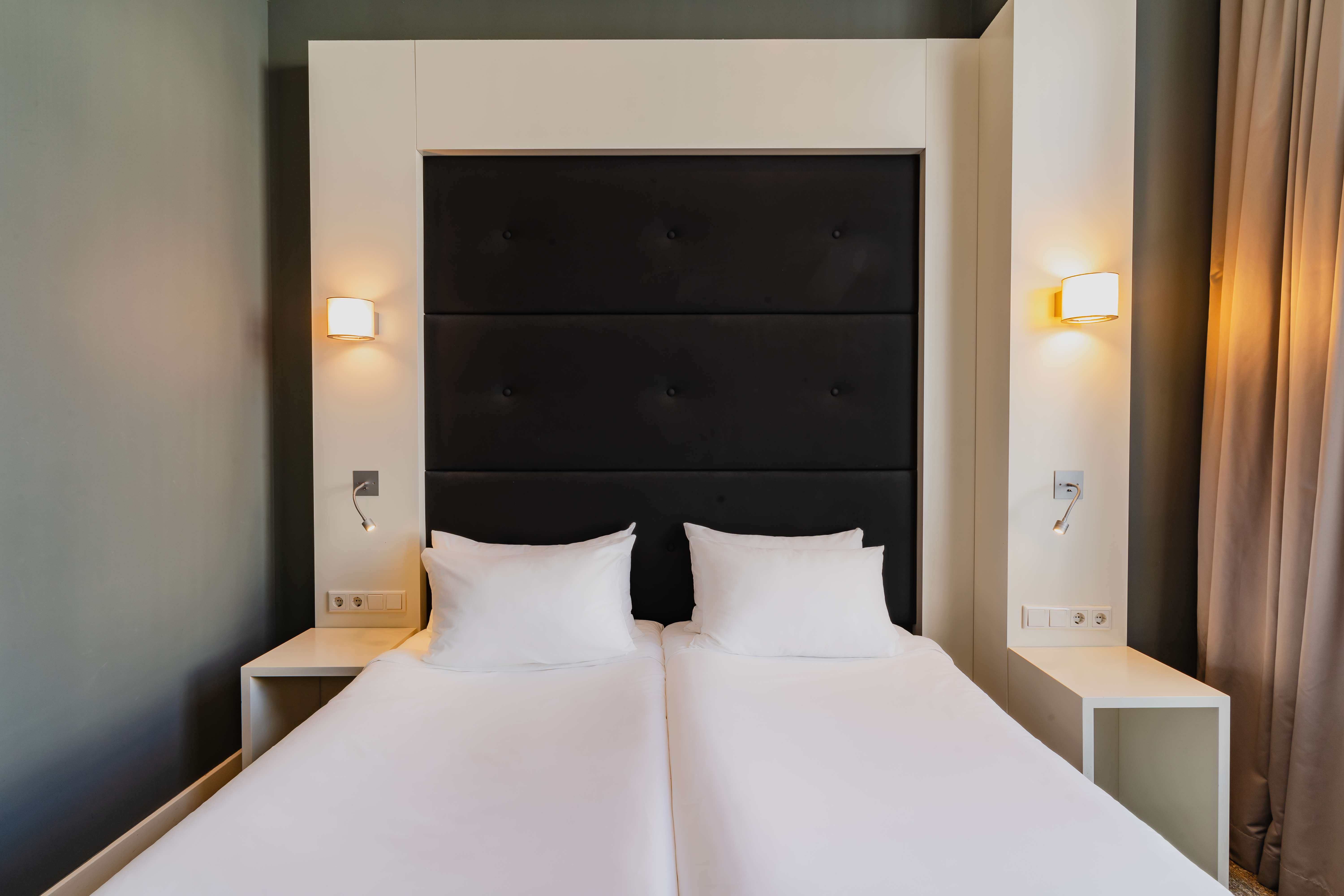 Comfort, Double or Twin Bed
