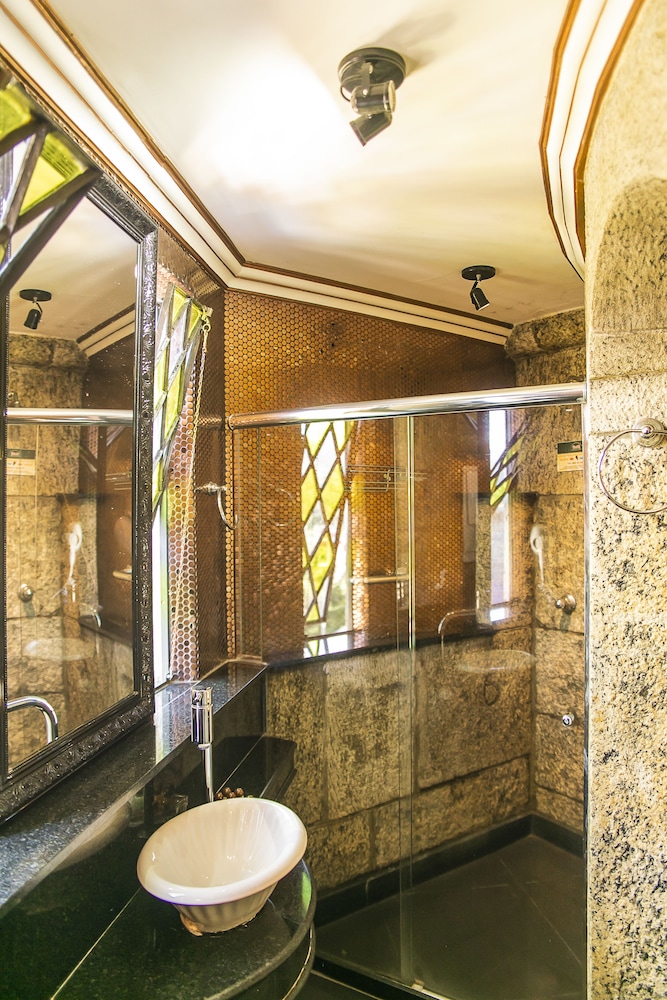 Tower, Suite, Double and Twin Beds, Hydromassage، Castelo de Itaipava Eventos Hotel & Gastronomia 2/2