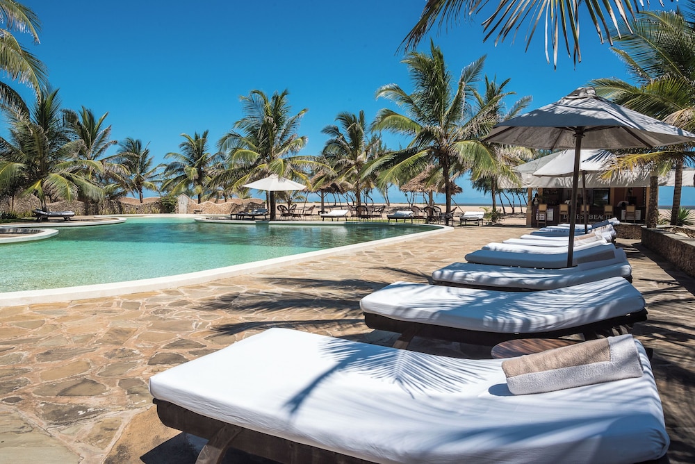 Ocean Beach Resort & Spa 46/81