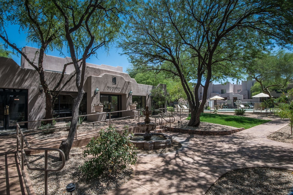 Villas of Cave Creek 11/42