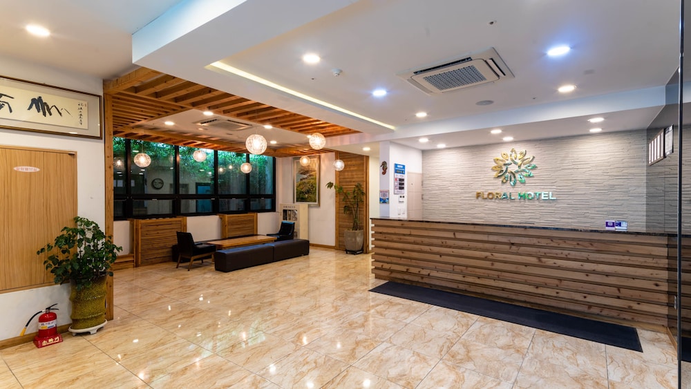 Haema Hotel 8/61