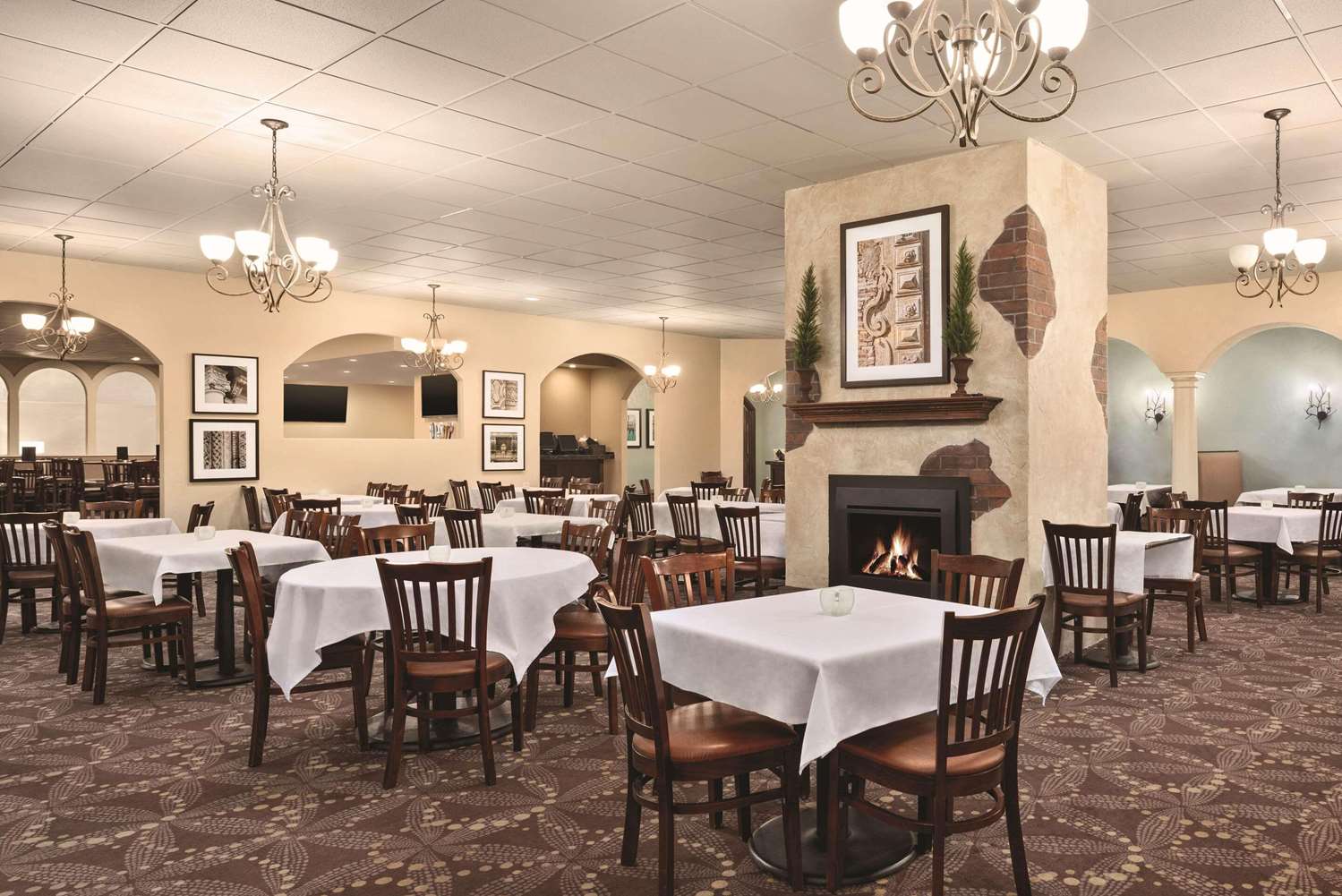 restaurant cafeteria