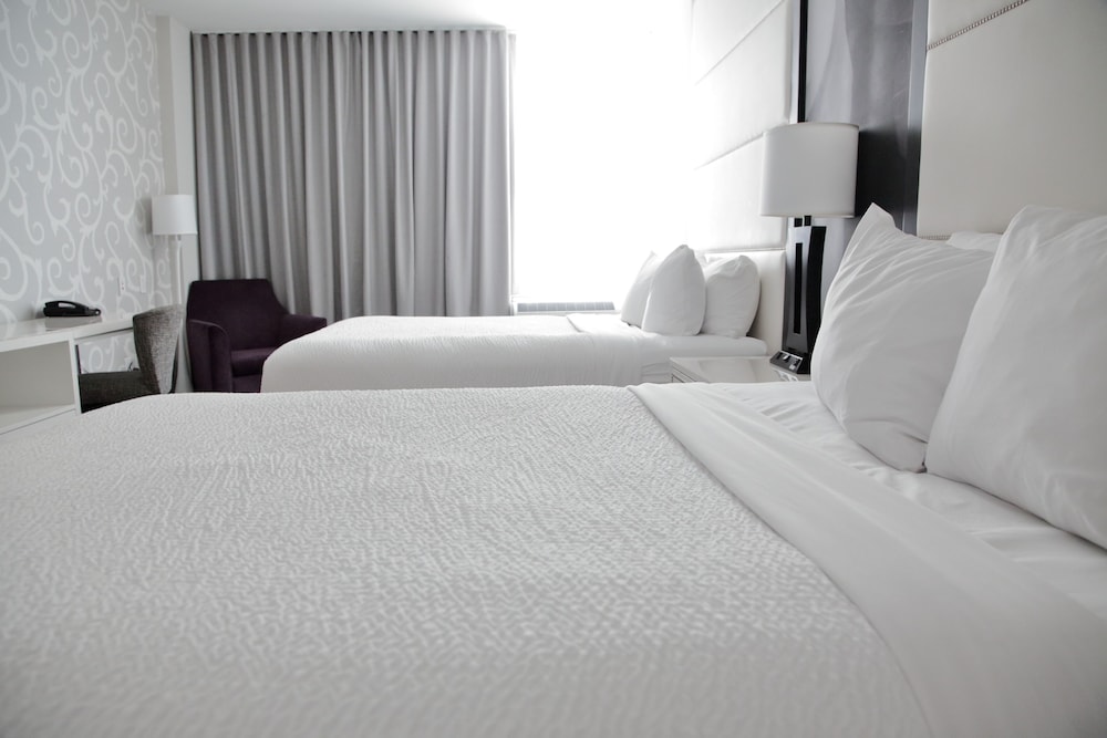 Room, 2 Queen Beds