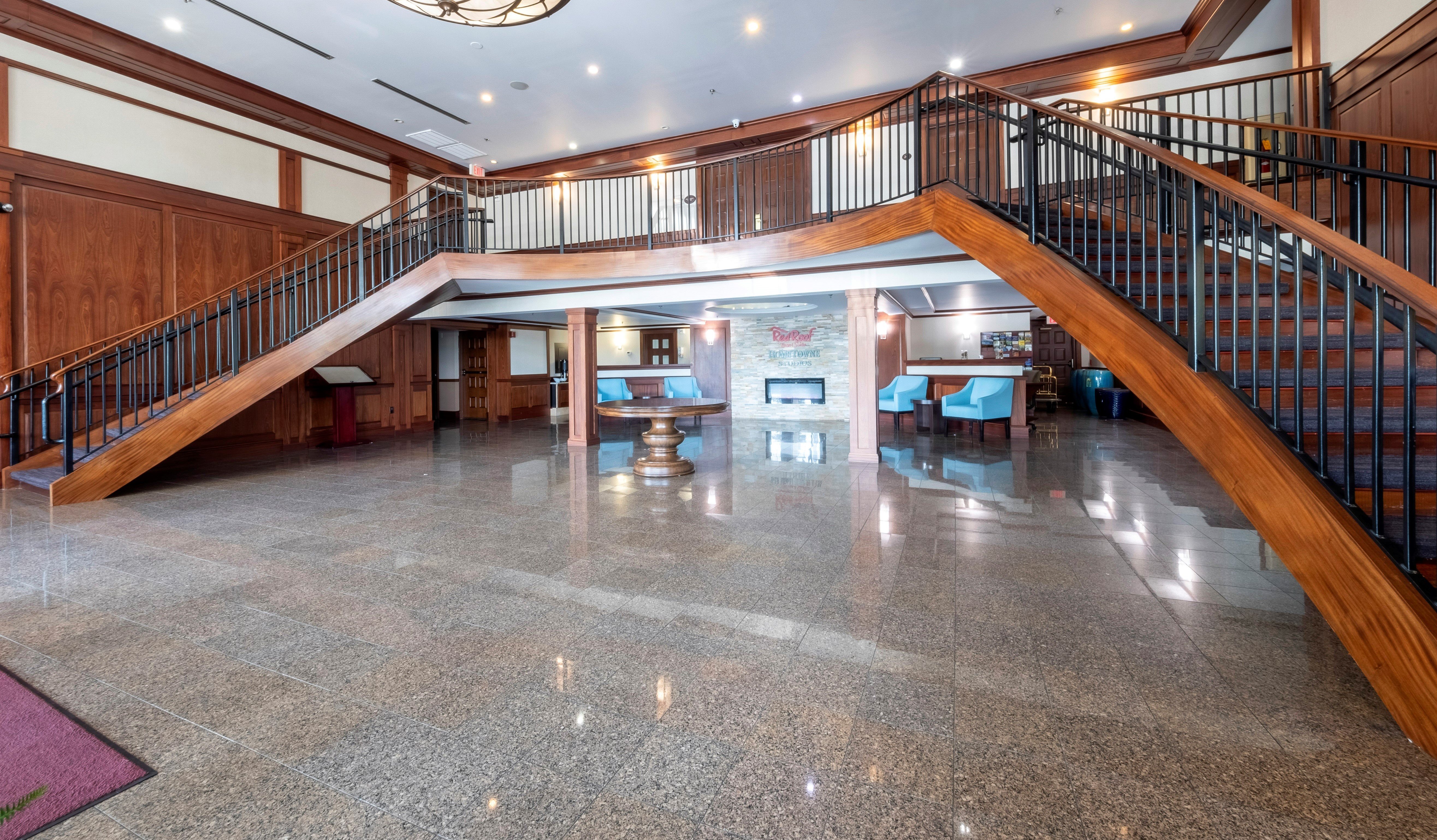 Red Roof Inn & Suites Wilmington - New Castle 6/13