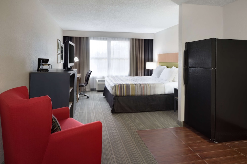 Country Inn & Suites by Radisson, Camp Springs (Andrews Air Force Base), MD 9/26