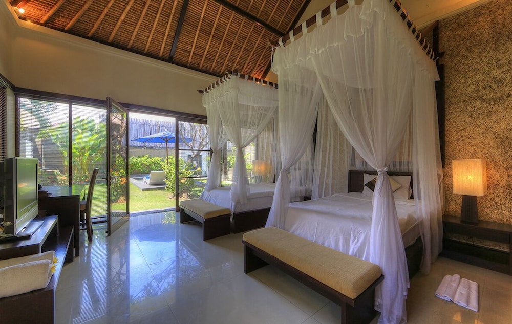 Bali Rich Luxury Villa 23/42